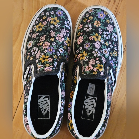 Vans Other - Vans Kids Black Floral Slip-On Sneakers